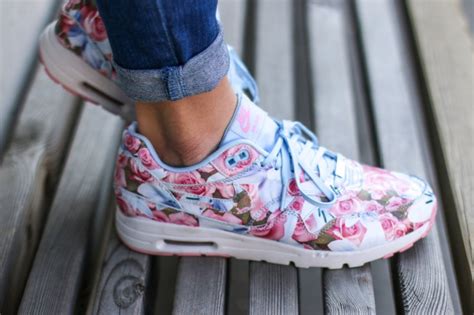 nike blumenmuster schuhe|Women's Sneakers & Shoes .